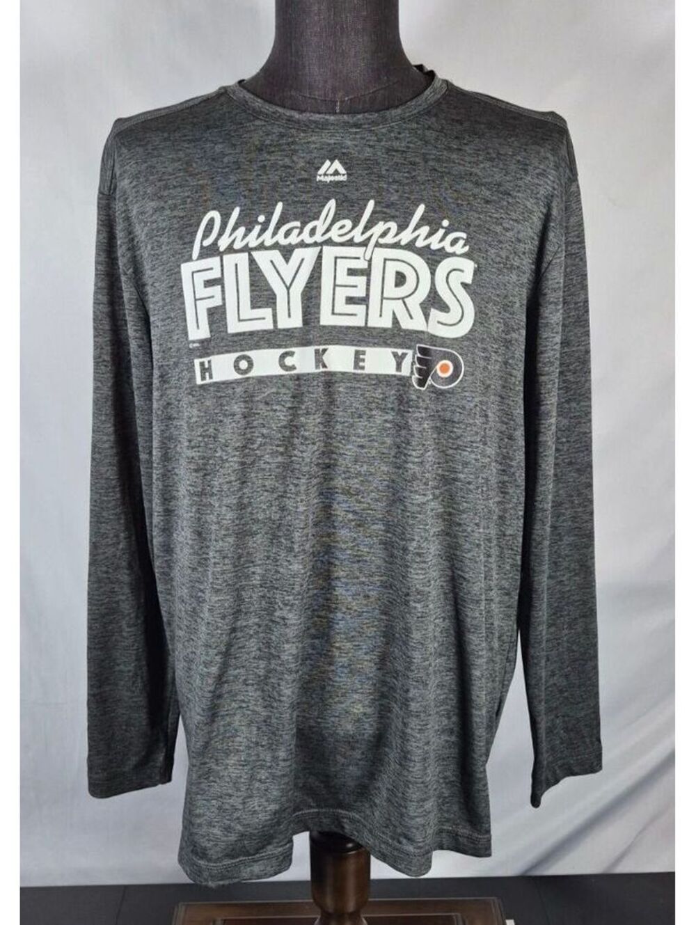 Philadelphia Flyers Majestic XL Evolution Long Sleeve Performance Shirt